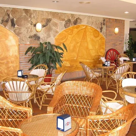 Hotel Mar Azul 2*