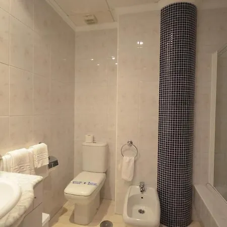 Hotel Mar Azul 2*