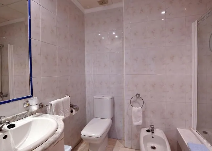 فندق Mar Azul 2*